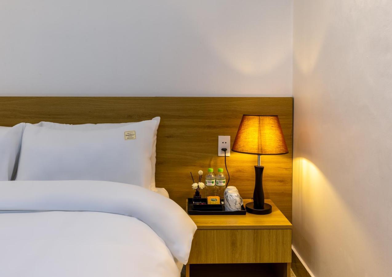 Cat Ba Hongkong Hotel Dong Khe Sau Exteriér fotografie